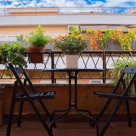 ローマCasa Francesca Zona Gemelliアパートメント エクステリア 写真